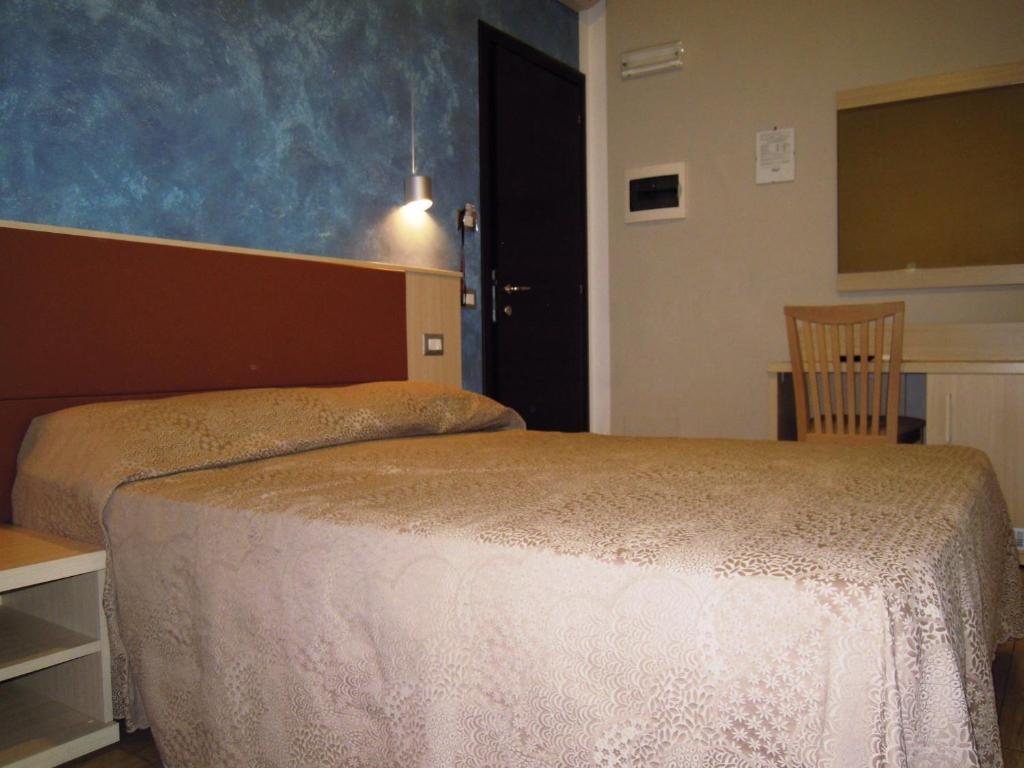 Buonarroti Suite Roma Habitación foto