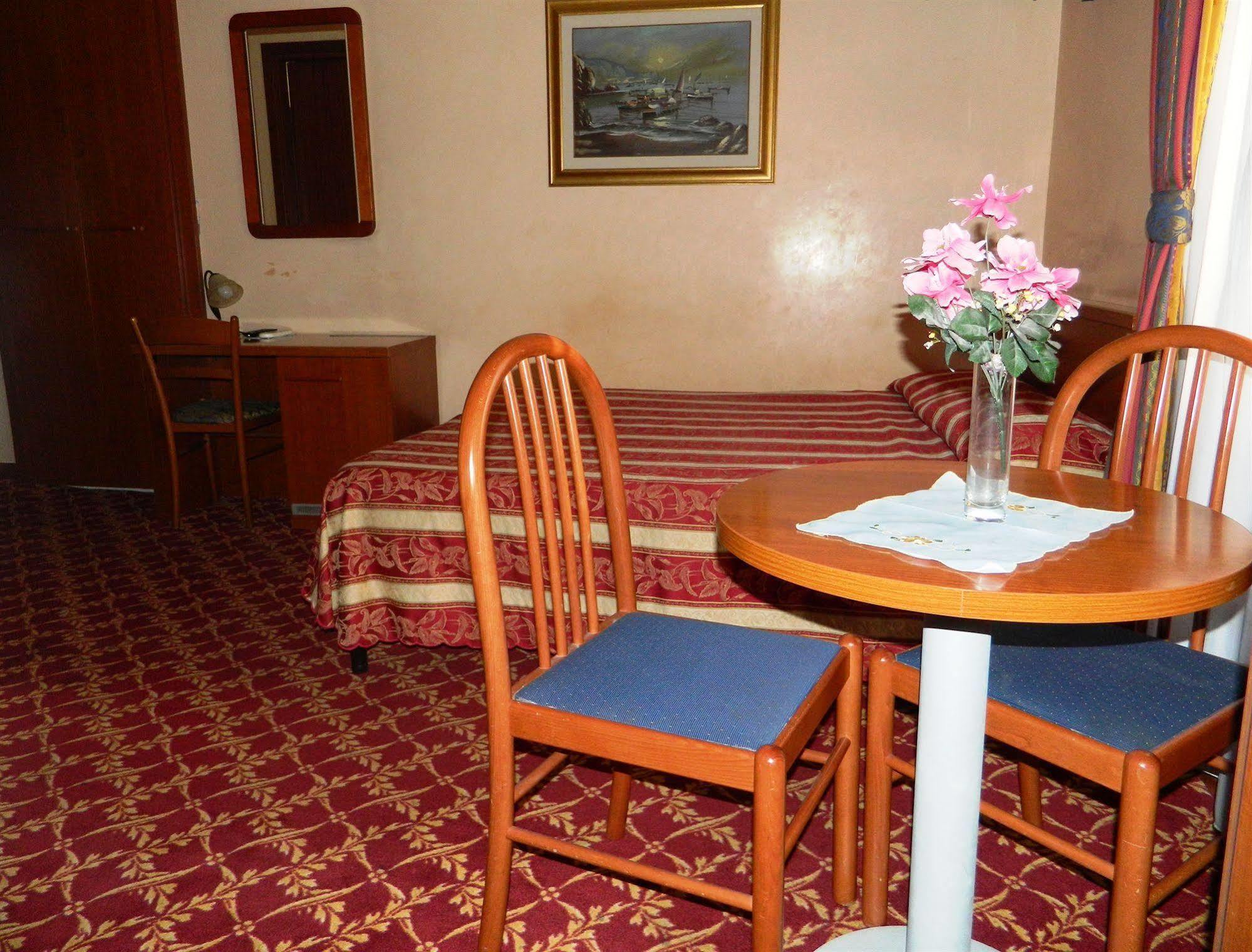 Buonarroti Suite Roma Exterior foto